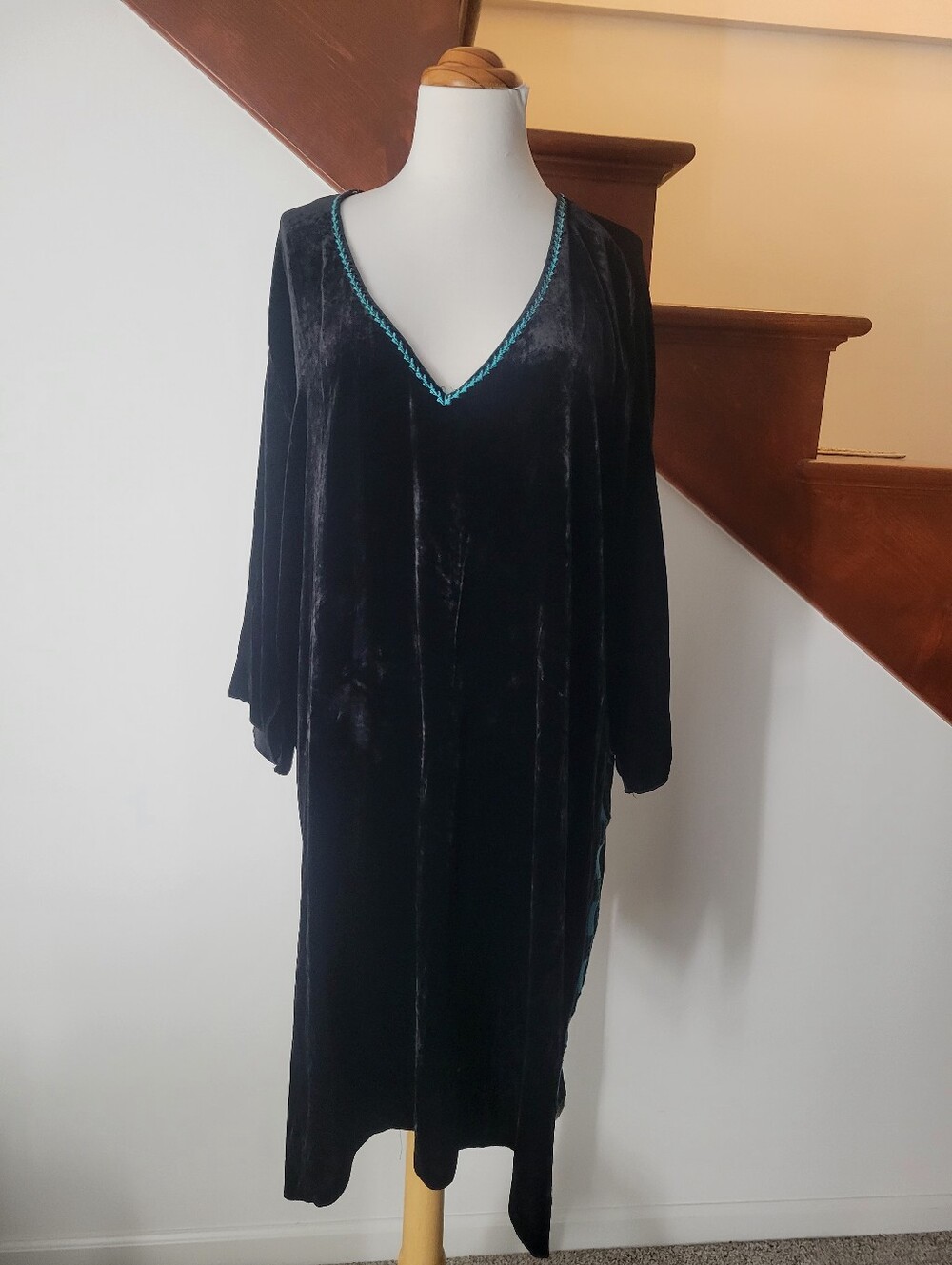 Johnny Was Black Velvet Tunic with Teal Trim Size L - Picture 6 of 9